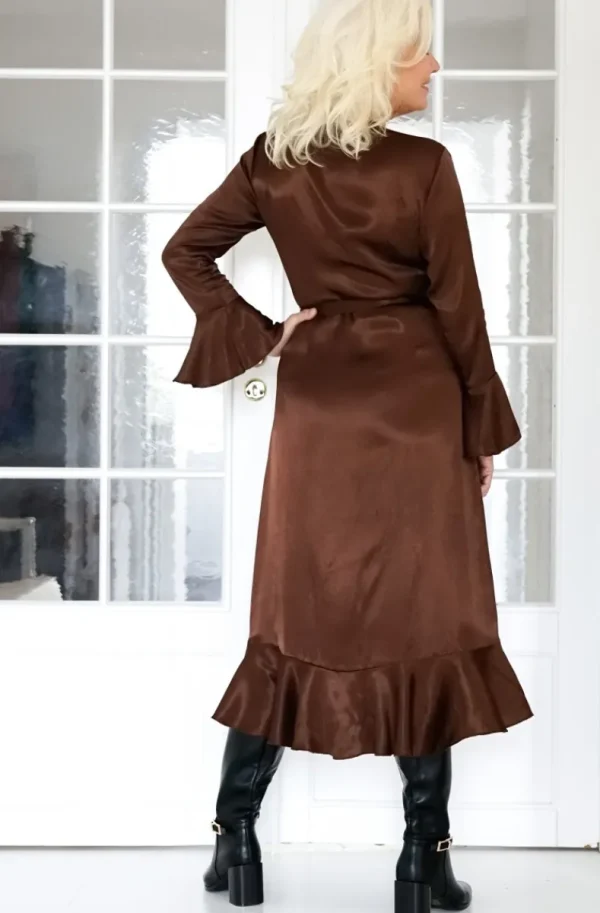 BLOND HOUR <3 Susanne Nordström - The Perfect Wrap Dress viscos - Chocolate Outlet