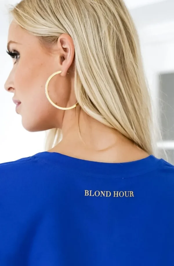 BLOND HOUR - the Perfect Round neck Tshirt - Vibrant Blue Best