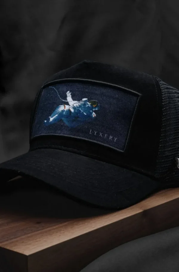 LYXERY - Spaceman Cap Hot