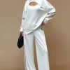 MIXED BRANDS - Chest detailed Tracksuit SBE12887 - White Clearance