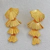 MIXED BRANDS - Earrings gold shells hanging LLB056 Clearance