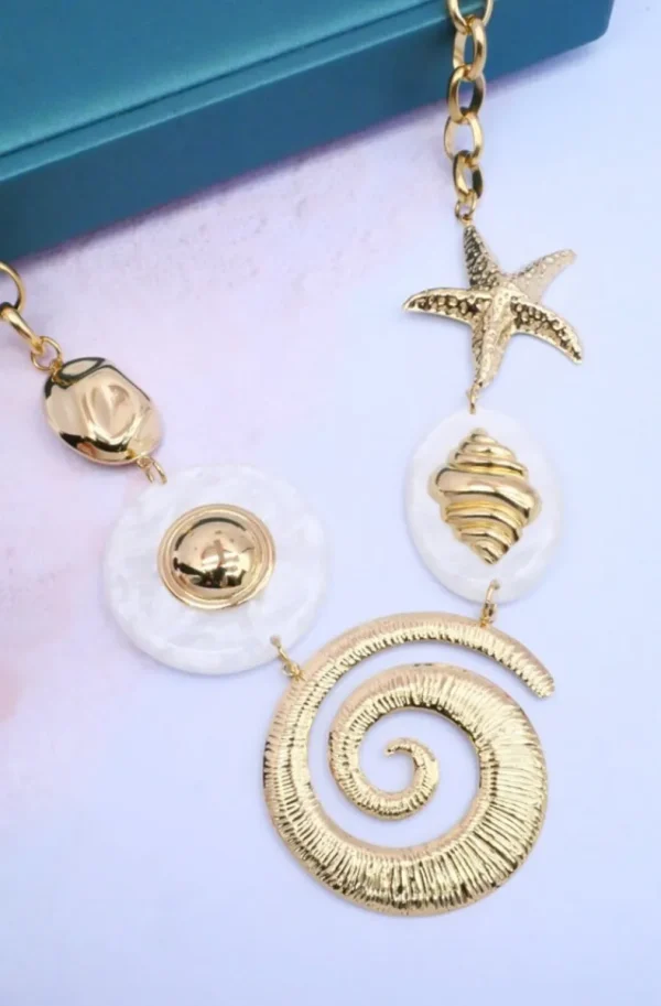 MIXED BRANDS - Necklace with seashells H1110 - Gold Online