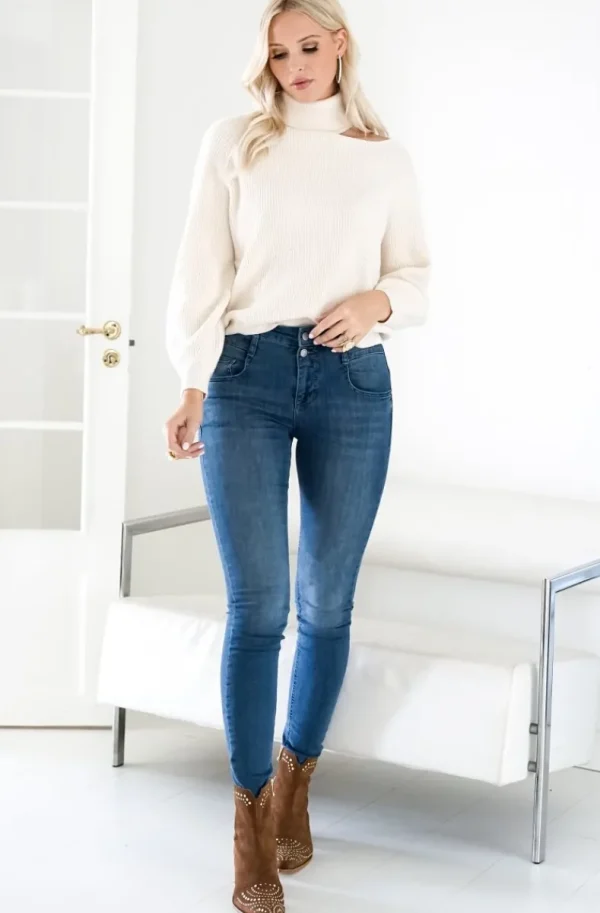 MY ESSENTIAL WARDROBE - The Fiola Slim - Medium Blue Sale