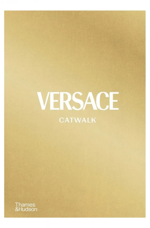 NEW MAGS BOOKS New Mags - Versace Catwalk Outlet