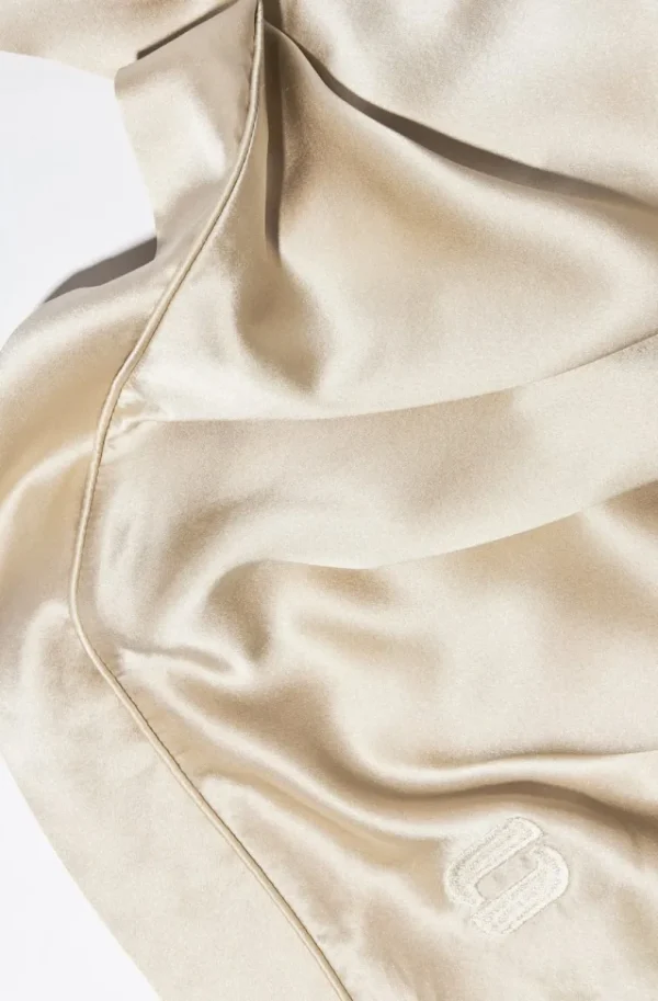 OUR NEW ROUTINE - Silk Pillowcase 005 Golden Hour Fashion