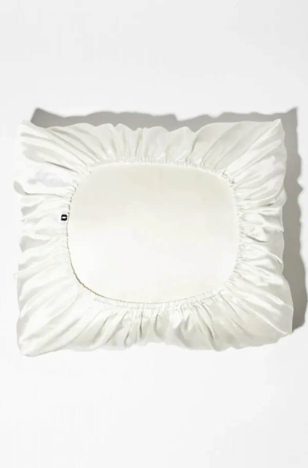 OUR NEW ROUTINE - Travel Pillowcase 001 White Discount