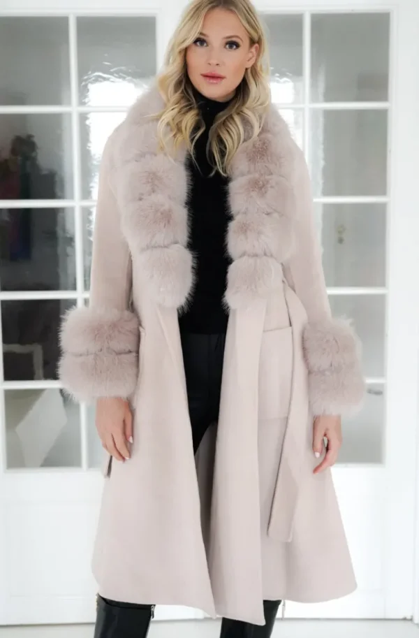 PLAIN VANILLA - Amazing coat with Faux for Details - Sand Fashion