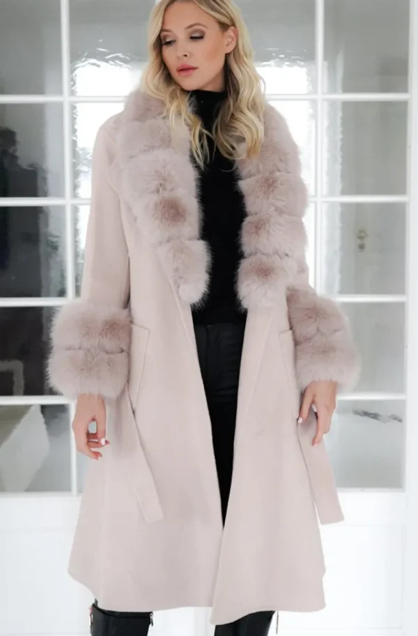 PLAIN VANILLA - Amazing coat with Faux for Details - Sand Fashion