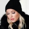 PLAIN VANILLA - Beanie with faux fur pompom - Black Fashion